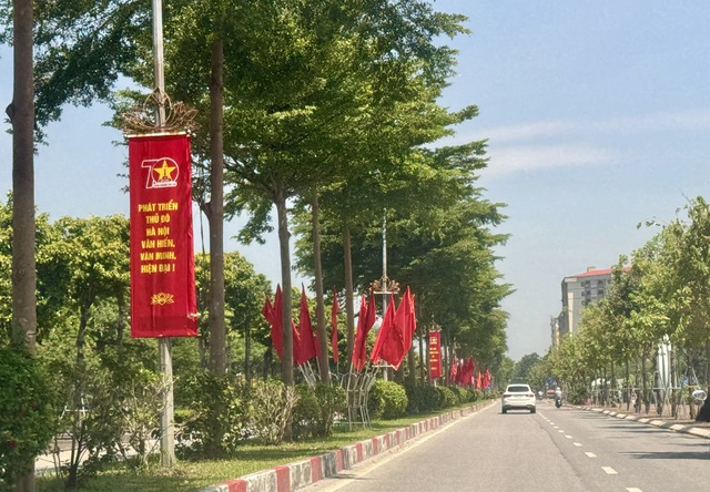 Trong 70 năm qua, mô hình kinh tế của Hà Nội có sự thay đổi tích cực, đưa thương mại, dịch vụ, du lịch làm mũi nhọn - Ảnh: VGP/Gia Huy