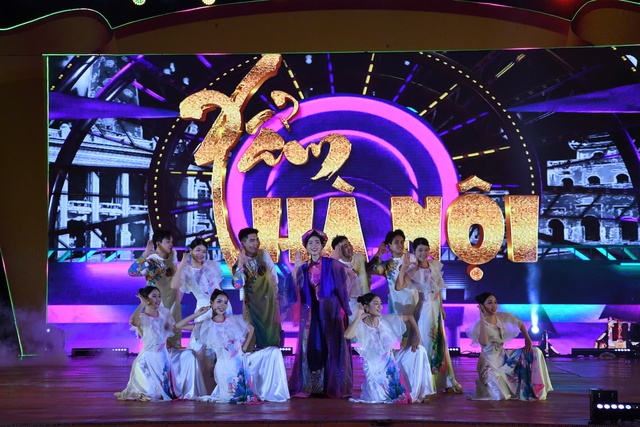 Các hoạt động văn hóa, nghệ thuật và sáng tạo đang góp phần định hình diện mạo mới cho kinh tế Thủ đô trong kỷ nguyên phát triển mới. Ảnh: VGP